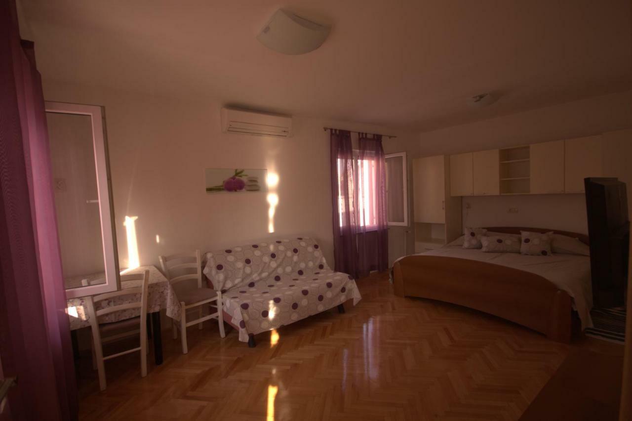 Apartments Katarina Porat Malinska Exterior photo